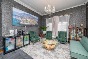 Self Contained 2 bed Room Condo