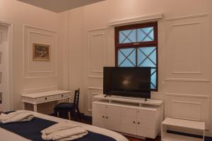 Parc Royal Suites Hotel