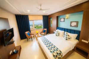 The Sky Imperial - Shahi Hotels & Resort