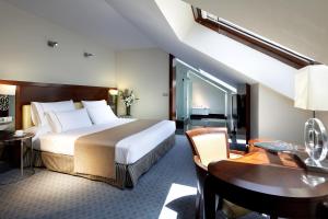 Suite City Views room in Eurostars Gran Via