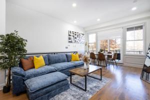 2BR w Balcony - Fairmount Park - 10 mins to DT