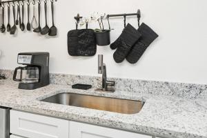 Pond View Club Cortile Resort Pool Hot Tub Theme