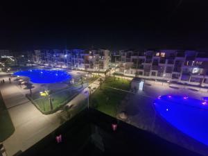 Appartement agréable et lumineux vue sur piscine WIFI