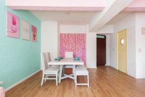 Roma Sur Apt Parking, 24-7 Security