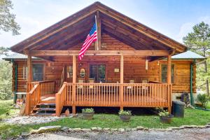 Deck and Mtn Views Sunset Ridge Cabin in Murphy
