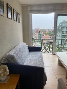 Appt Pablo met privé-garage, vlakbij zee, in Koksijde-Bad