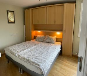 Appt Pablo met privé-garage, vlakbij zee, in Koksijde-Bad