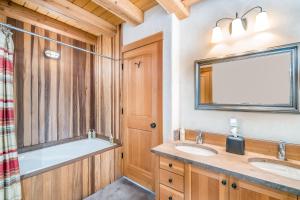 Telluride Lodge 404 - Alta Lodge