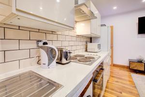 Marble Arch Boutique Residence