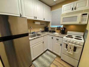 Coffee studio, walking distance to downtown