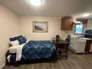 Cozy studio, walk to downtown, near restaurants