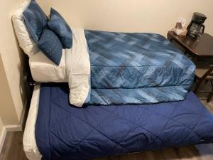 Cozy studio, walk to downtown, near restaurants