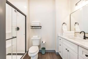 Spacious Family Stay Near Downtown Macon