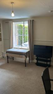 1 Bedroom Apartment with garden