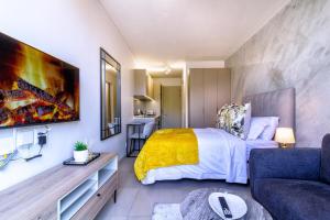 Modern Exec Suite at Rosebank CBD