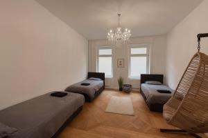 Offenbach 200 m2 9 Betten O2 EG