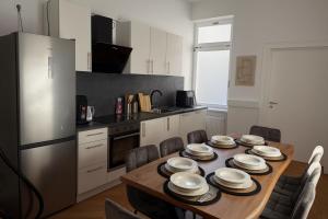Offenbach 200 m2 9 Betten O2 EG