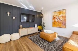 Ocean Gioia - Stroll to shops and beach