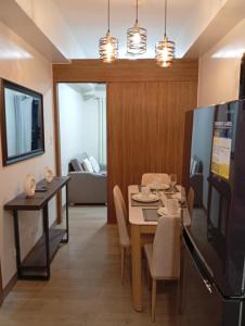 Cozy Staycation Suite at Rossys Place near in Paranaque