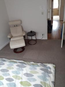 ゲストハウス苫小牧 2部屋 5名迄