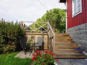 6 person holiday home in LYSEKIL