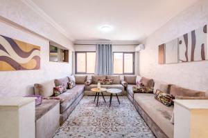 Stylish Apartment in Gueliz by Train & Majorelle