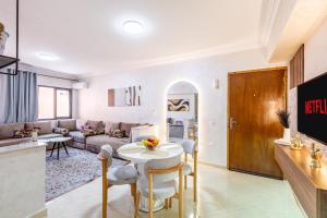Stylish Apartment in Gueliz by Train & Majorelle