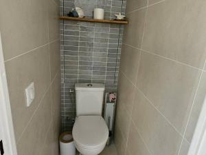 Ravissant T2 aux Issambres avec Piscine et Climatisation - FR-1-768-126