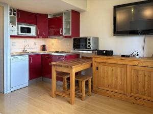 Mini studio 4 personnes au centre des Orres, accès direct aux pistes - FR-1-322-688