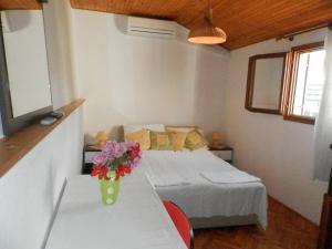 Villa Hortenzia - One-Bedroom Apartment with Terrace-1 - A