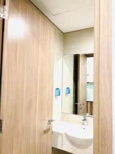 Studio-Luxury-Vinhome Smart City Mỹ Đình- Netflix