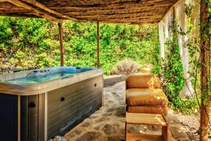 Tuscan Country House With Pool And Spa