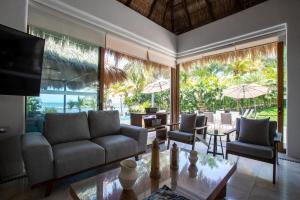 Oceanfront Retreat with Private Pool and Jacuzzi