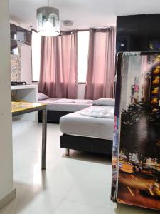 Nabusimake suites lady