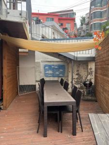 Yanggang House Itaewon, Free Parking, Nintendo, Barbecue, Board Game, Itaewon Station, Noksapyeong Station 5 minutes