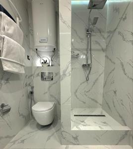 Видові Апартаменти Residential GREAT ліфт, вода, тепло WiFi Працюють без світла