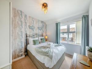 Beechcroft - Ukc6957