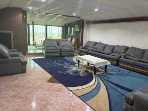 فيلا قمة الجبل