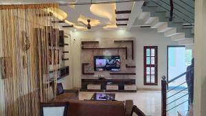 Cascade Villa Spacious 5BHK Luxury Villa