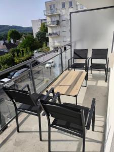 Chambre privée avec balcon de 3,5 m2 dans un appartement avec parties communes partagées