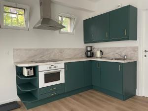 Bright apartment with private parking near Ghent city centre