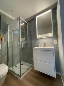 Bright apartment with private parking near Ghent city centre