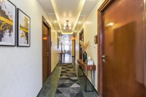 FabHotel Tipsyy Inn Suites