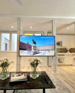 Waou PUERTA DE ALCALA es MIA - Corta Duración