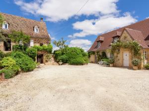 Maisons de vacances Heritage Cottage with Pool in Badefold d Ans : photos des chambres