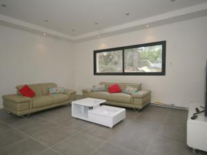 Villa in Var with Pool near Massif Maures