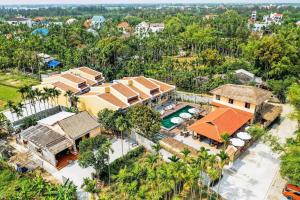 BHoian Retreat