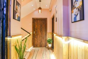 FabHotel The Golden Orchid - Hazra Road