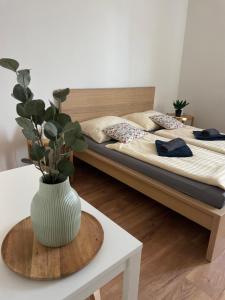 Atlas suites EAST