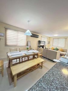 Marinas Transient House